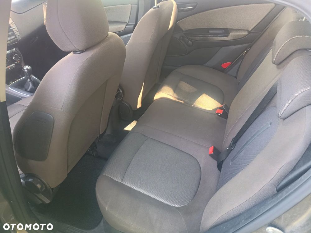 Fiat Bravo 1.4 T-JET 16V Estiva Plus - 9