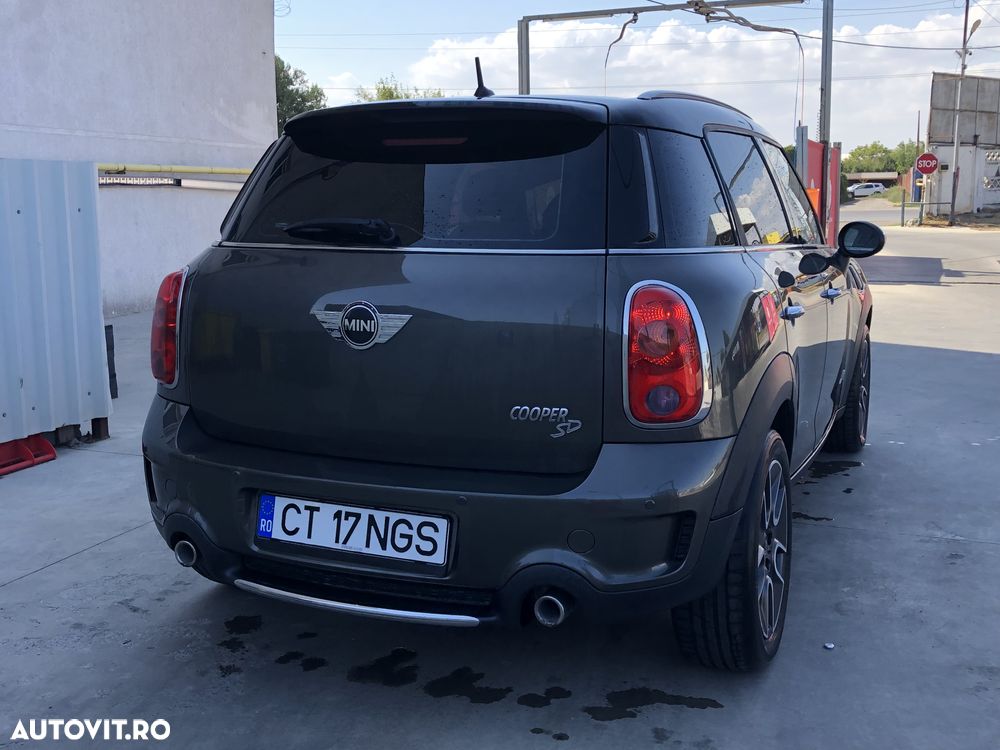 Mini Countryman Cooper SD ALL4 - 6