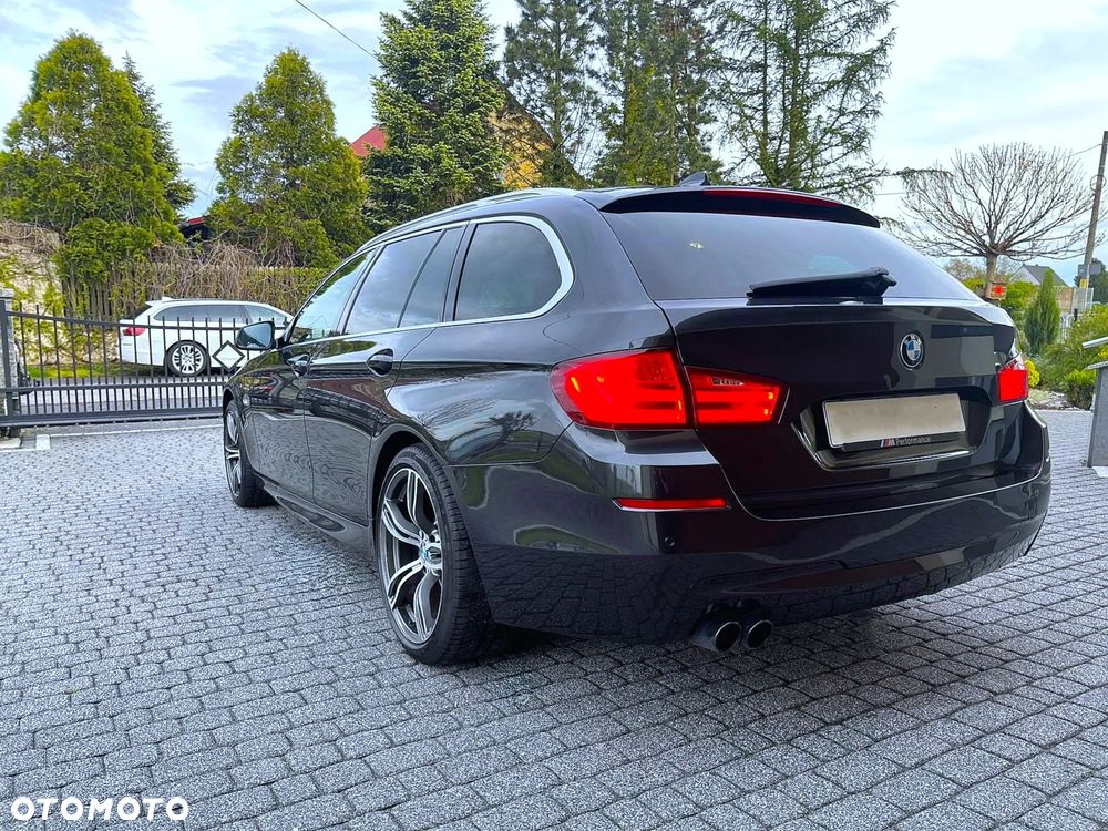 BMW Seria 5 520d Touring Sport-Aut - 9