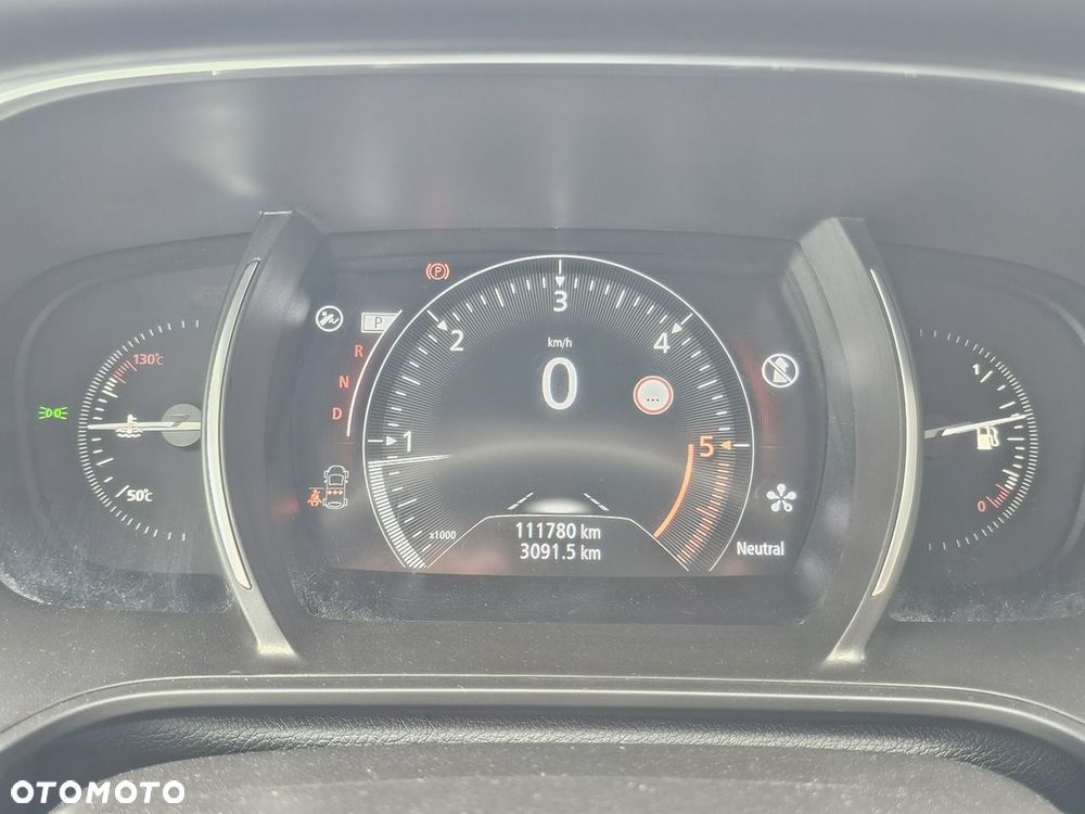 Renault Megane BLUE dCi 115 EDC BOSE EDITION - 40