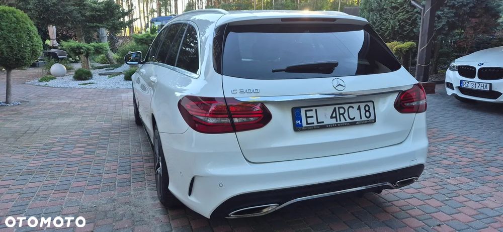 Mercedes-Benz Klasa C 300 9G-TRONIC - 7
