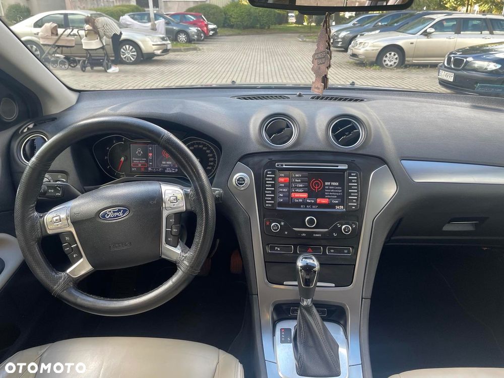 Ford Mondeo - 7