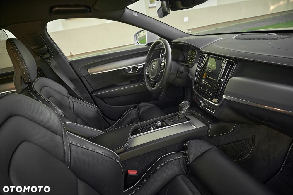 Volvo V90 T4 R-Design - 5