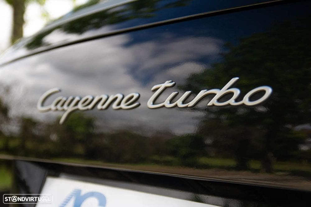 Porsche Cayenne Turbo - 52