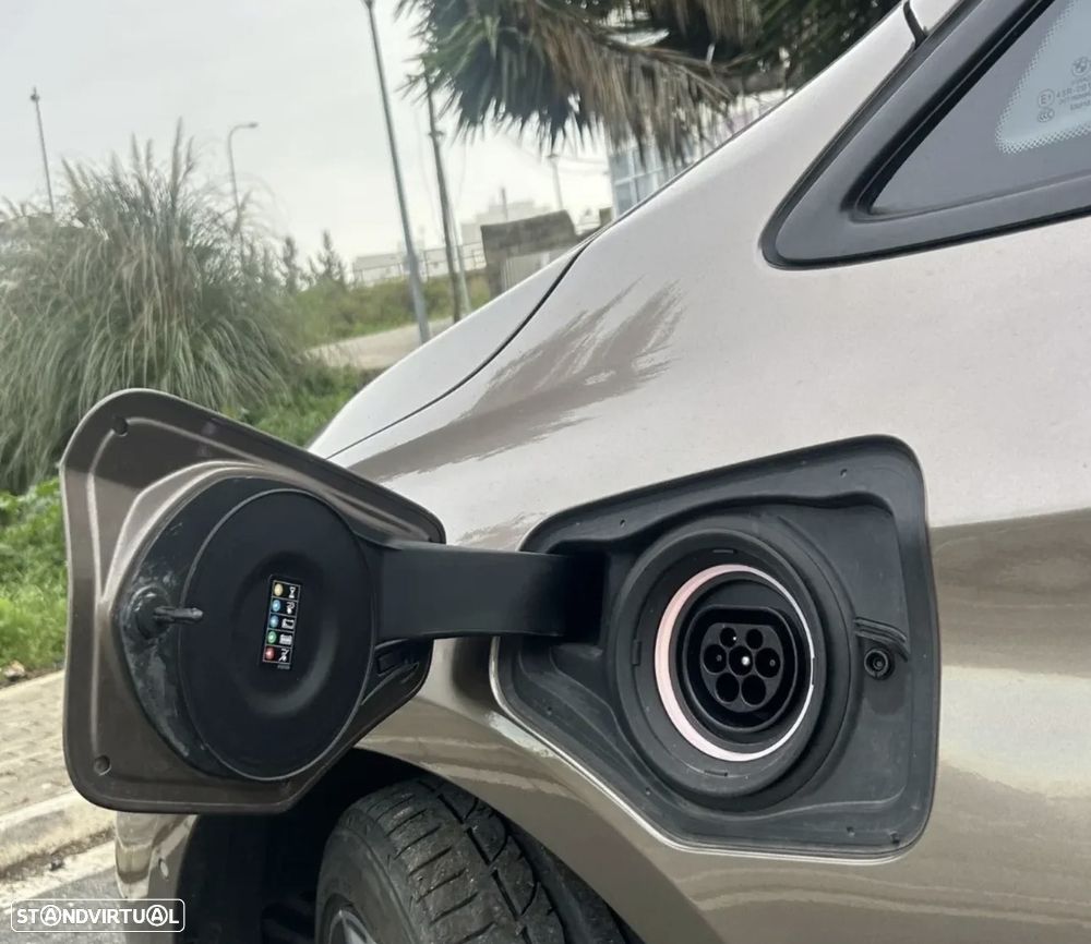 BMW 225xe Active Tourer Advantage - 14