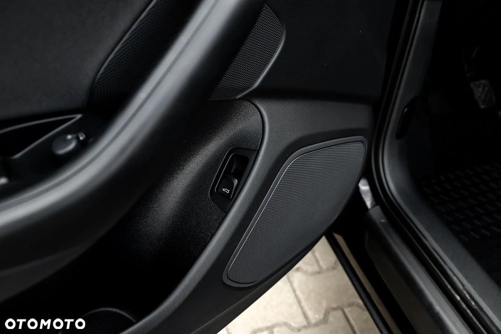 Audi Q3 2.0 TDI Design - 35