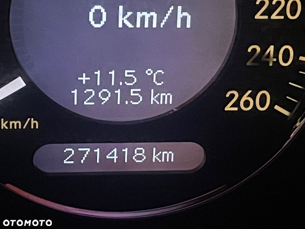 Mercedes-Benz Klasa E 200 CDI Elegance DPF - 9