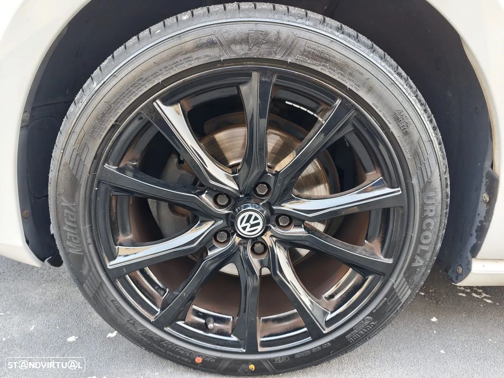 VW Golf 1.6 TDi DPF BlueMotion - 16