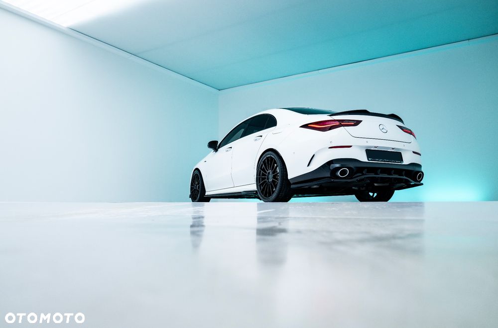 Mercedes-Benz CLA AMG 35 4-Matic 7G-DCT - 2
