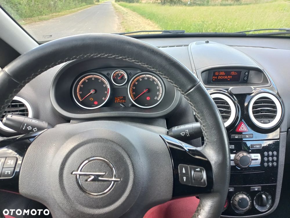 Opel Corsa 1.4 16V Color Elegance - 7