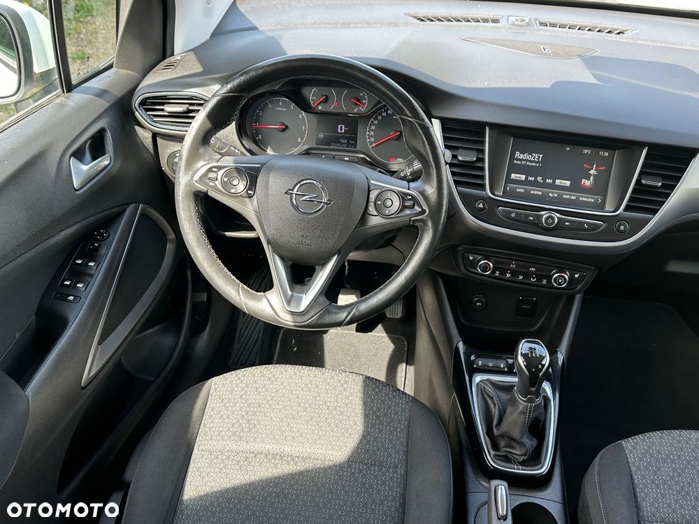Opel Crossland X - 18