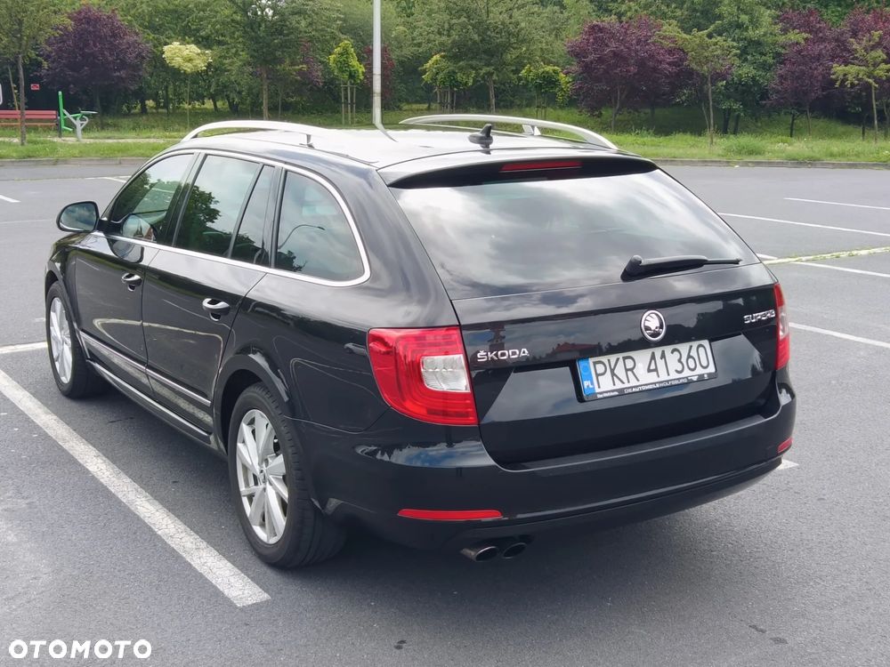 Skoda Superb 2.0 TDI DSG Elegance - 3