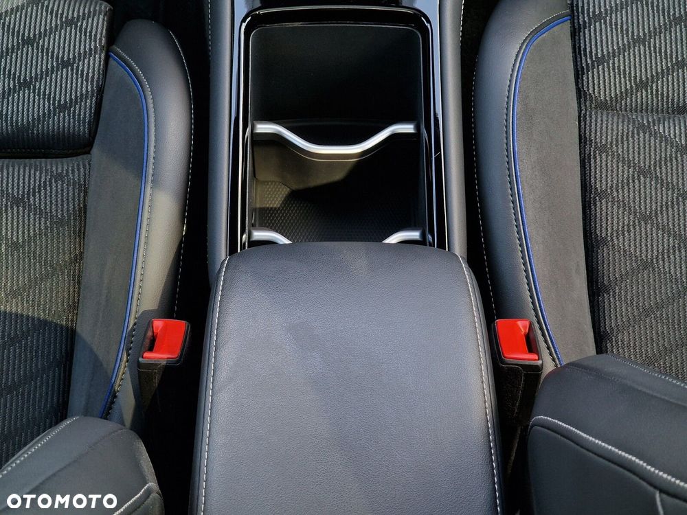 Volkswagen Tiguan - 24