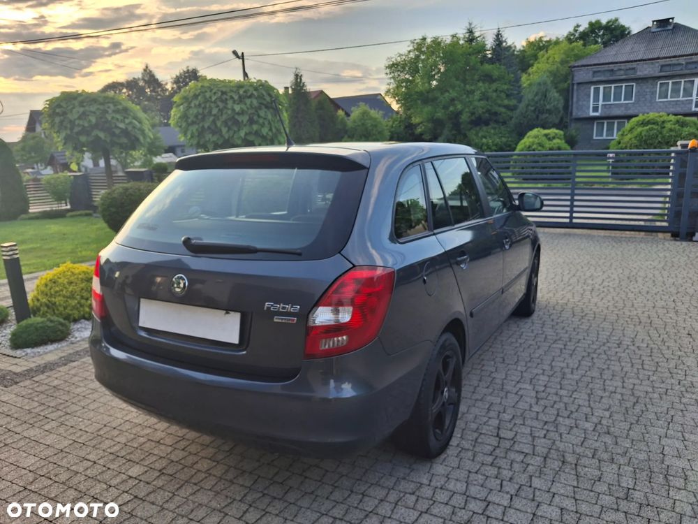 Skoda Fabia 1.2 TSI Family - 5