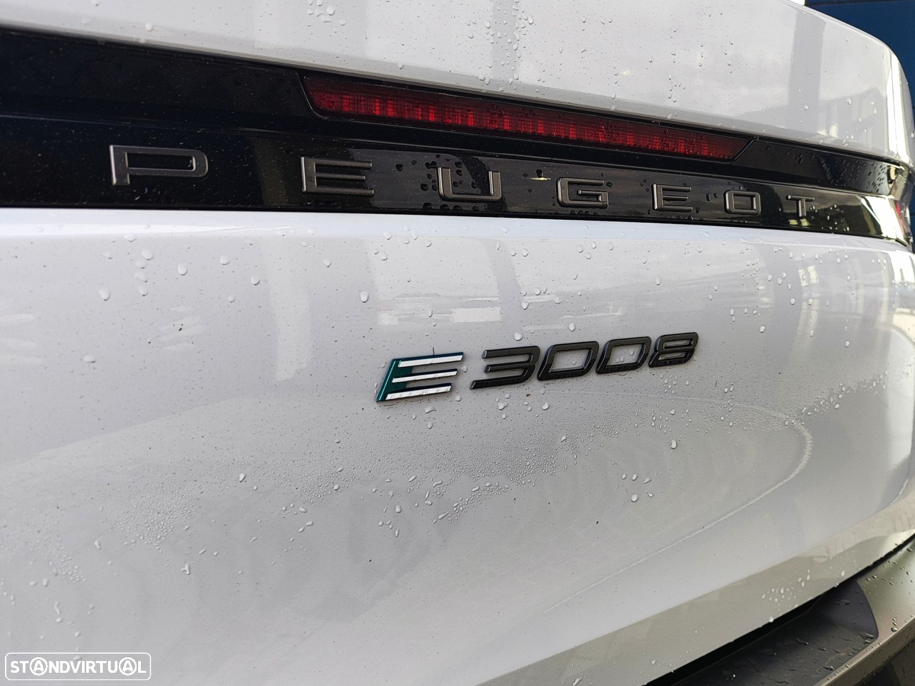 Peugeot E-3008 73 kWh Allure - 5