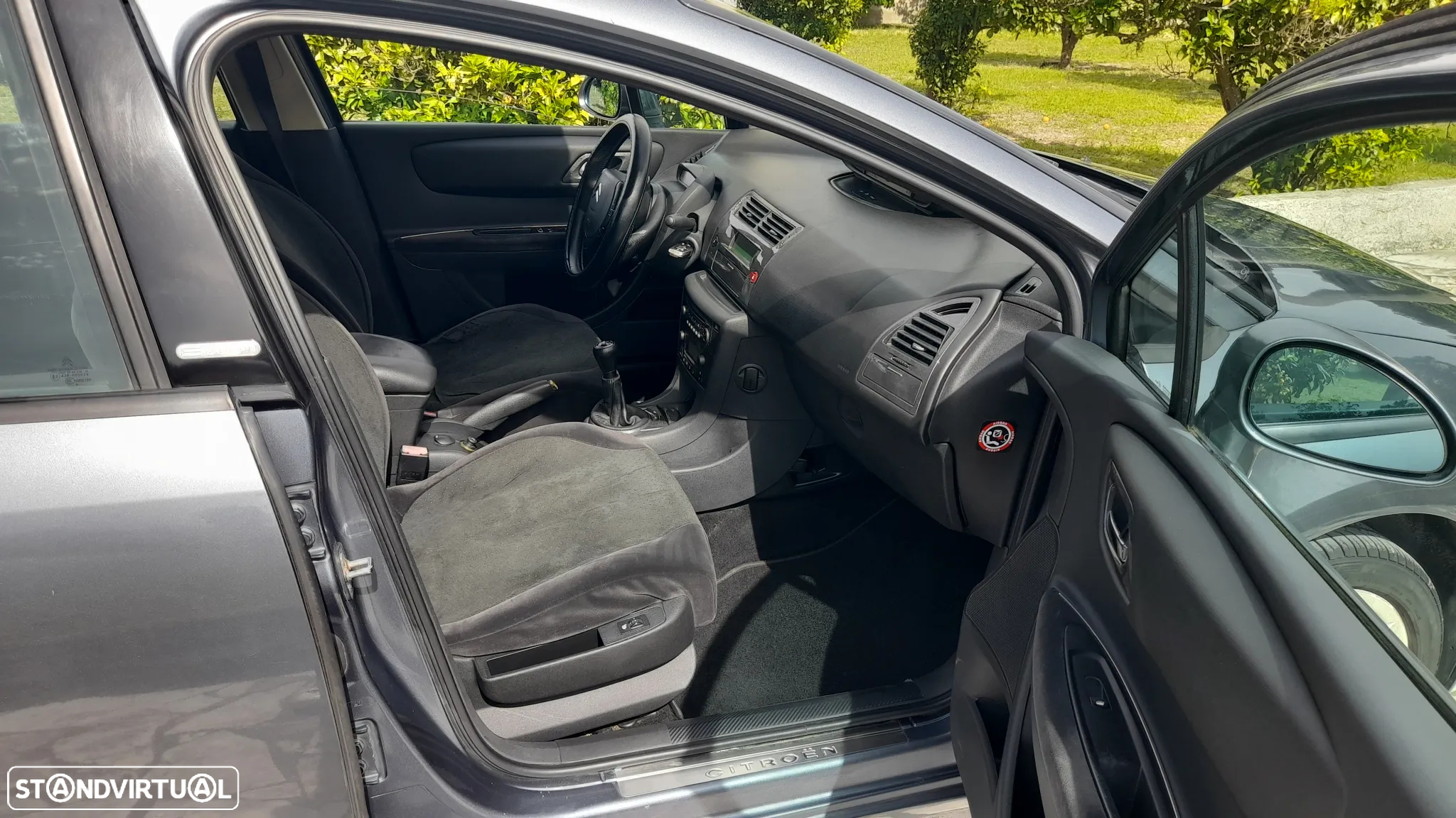 Citroën C4 1.6 HDi 110 Exclusive - 30