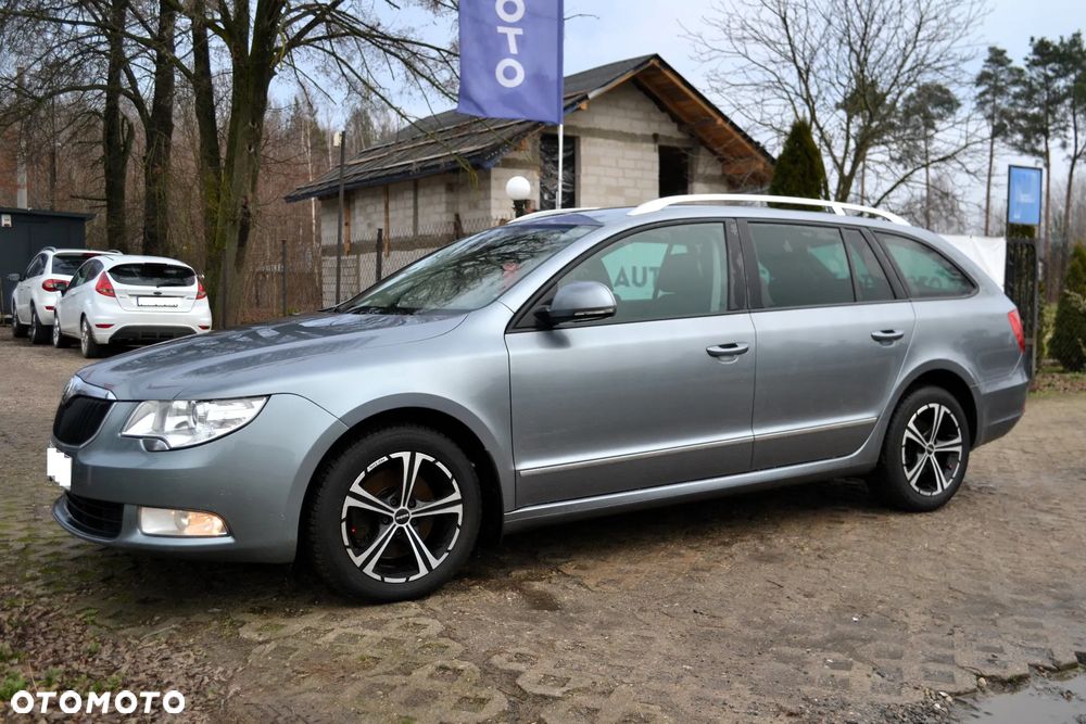 Skoda Superb 2.0 TDI Ambition - 2