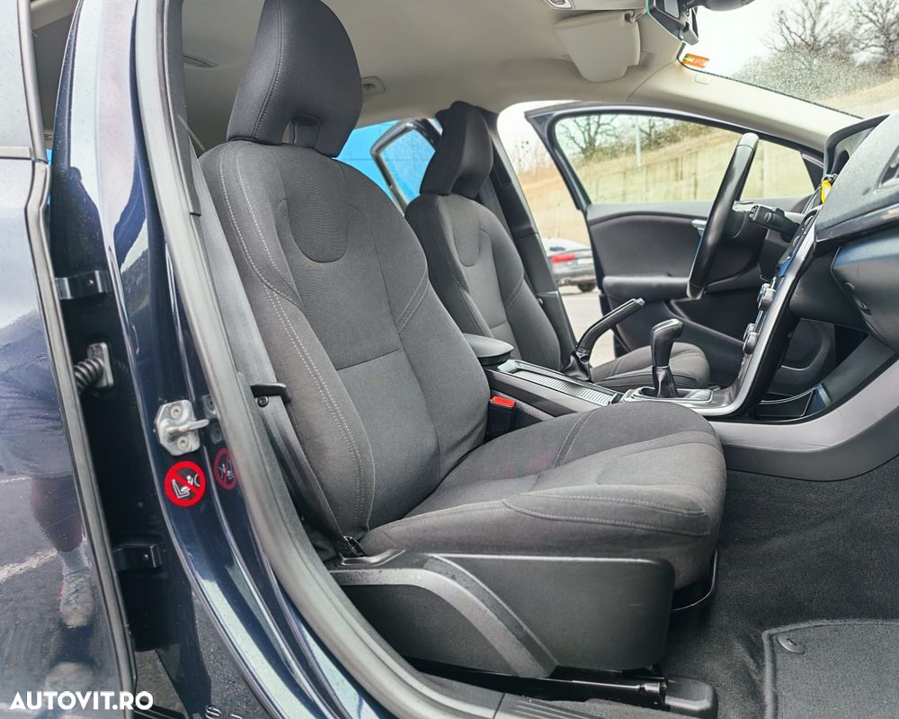 Volvo V40 D2 Kinetic - 21