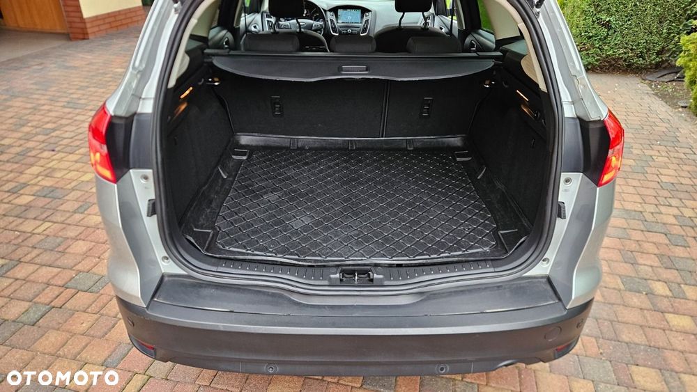 Ford Focus - 22