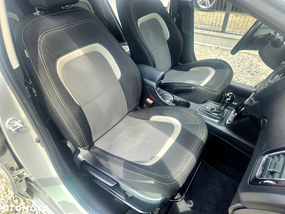 Kia Ceed 1.6 CRDi 128 Spirit - 24