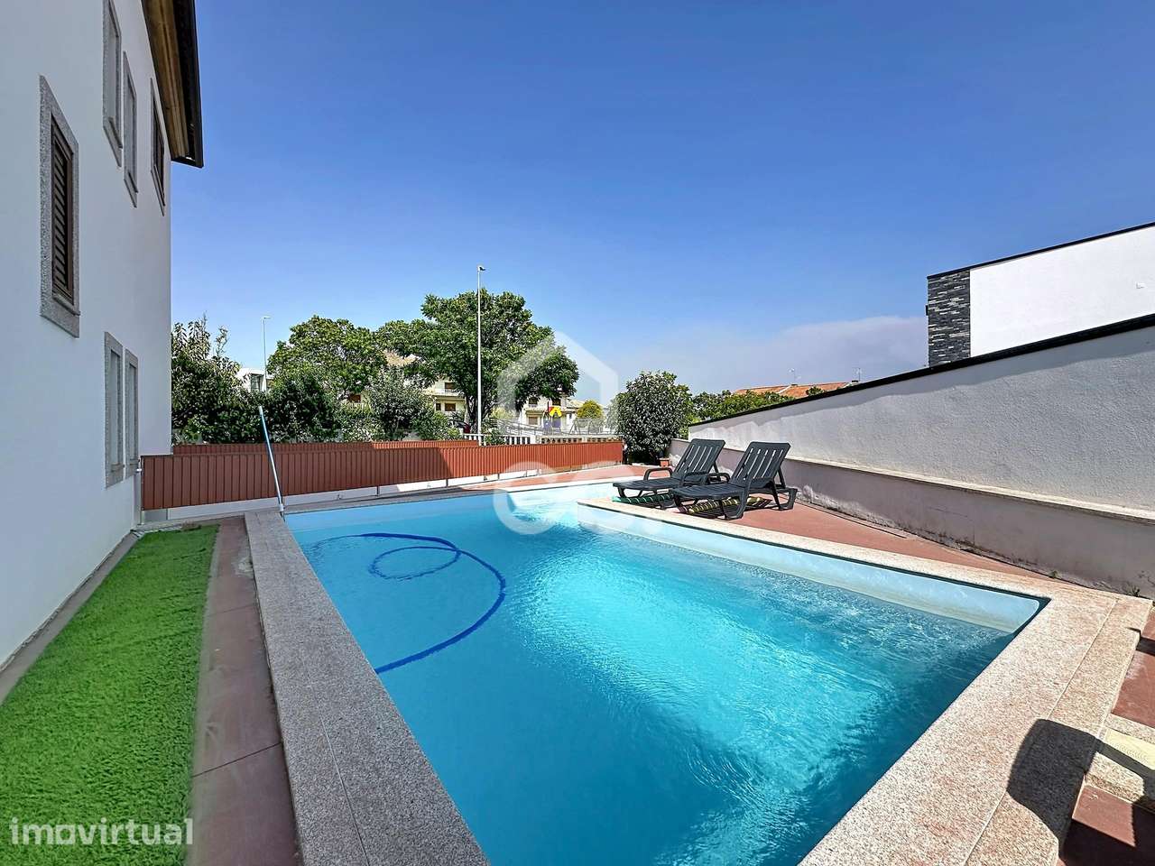 Moradia T4 com Acabamentos Premium, 4 Frentes e Vistas Deslumbrantes s - Grande imagem: 5/27