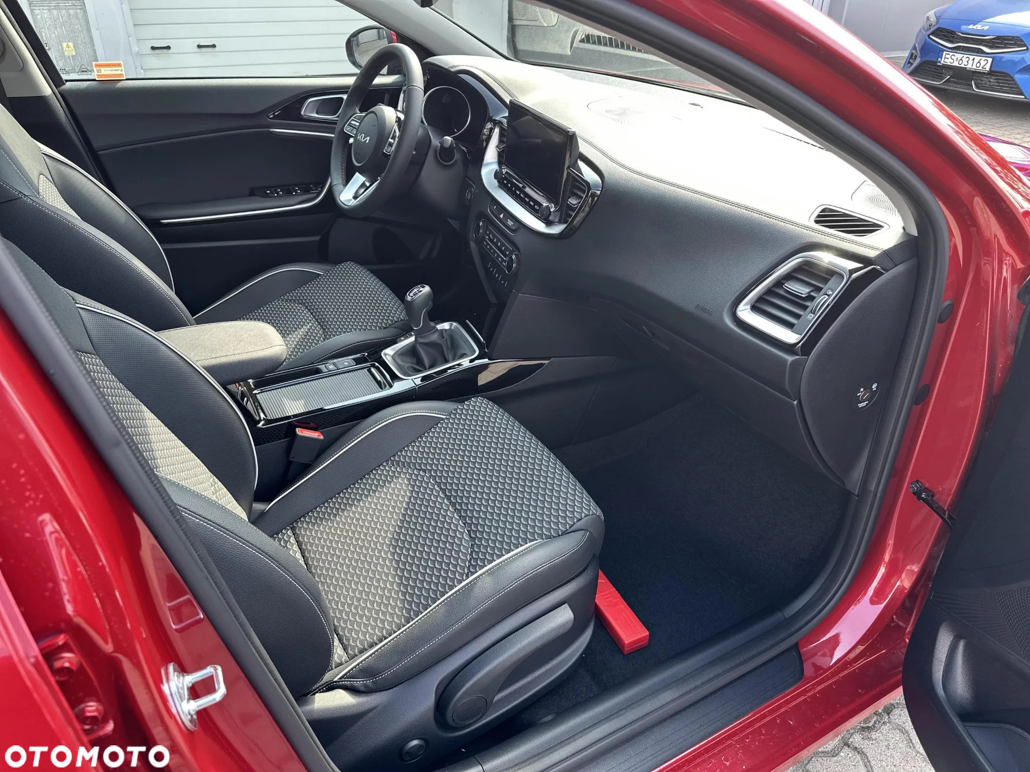 Kia Ceed 1.5 T-GDI Tribute - 15