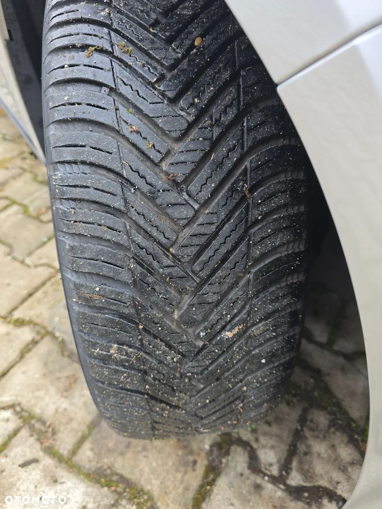 Ford Focus SW ver-1-0-ecoboost-start--stopp--system-trend - 9