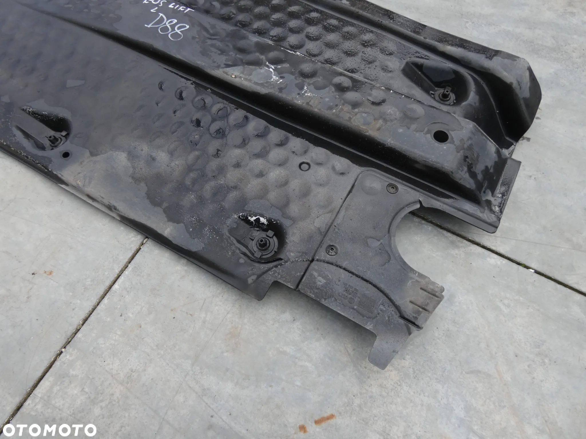 VW EOS LIFT OSŁONA PODWOZIA LEWA PŁYTA PODŁOGI 1Q0825211A D88 - 8
