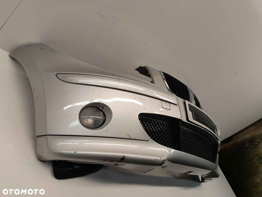 } ZDERZAK PRZÓD PRZEDNI BMW SERIA 1 I E87 TITANSILBER SREBRNY HALOGENY - 2
