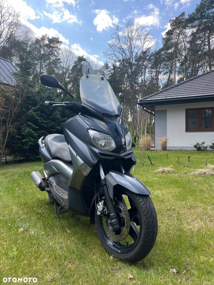 Yamaha X-max - 1