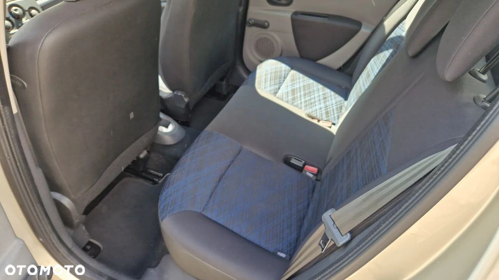 Renault Clio 1.4 16V Dynamique - 6