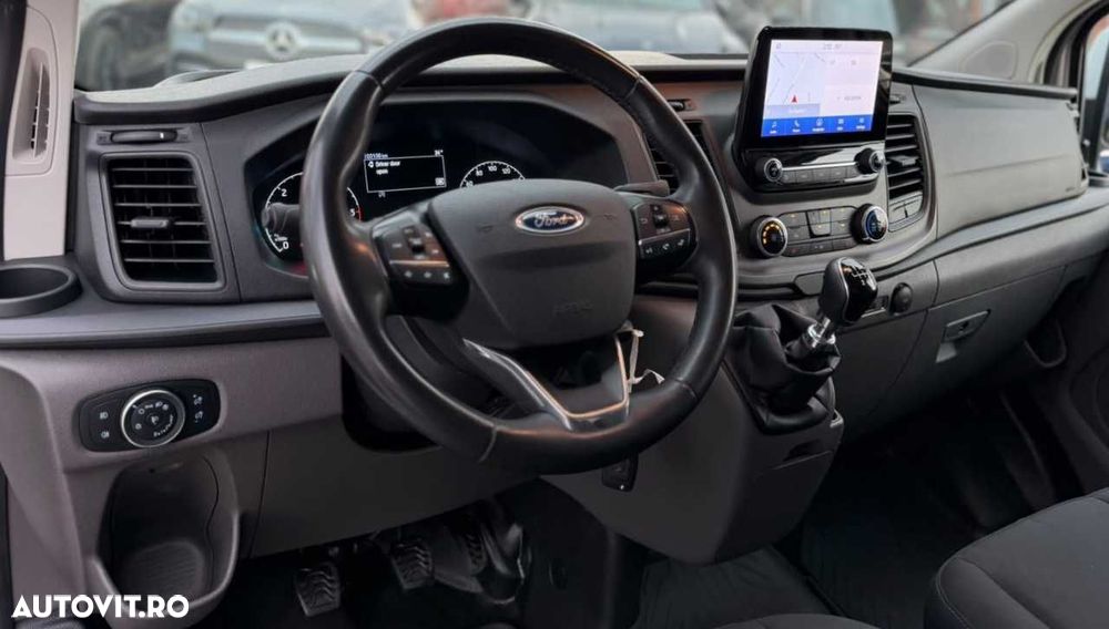 Ford TRANSIT CUSTOM L2H1 - 18