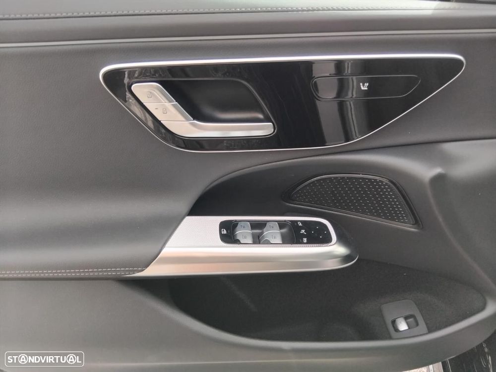 Mercedes-Benz E 300 de AMG Line - 9