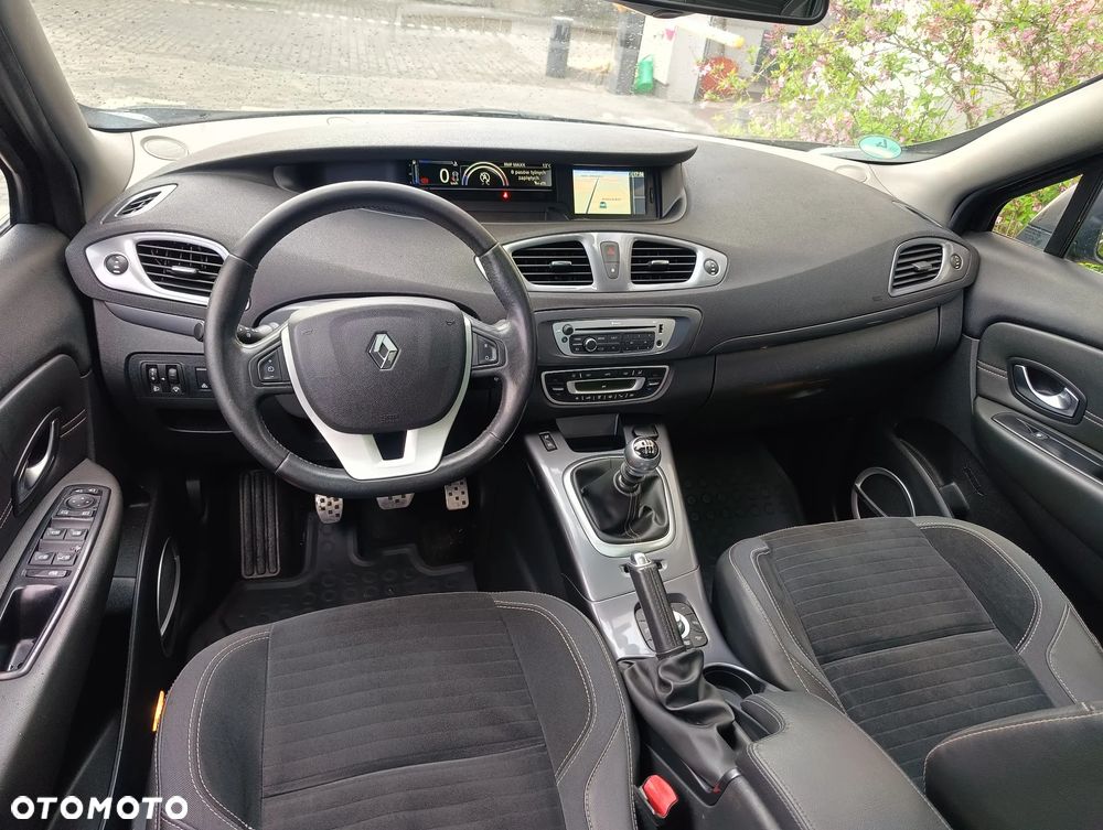 Renault Scenic dCi 130 FAP Start & Stop Bose Edition - 12