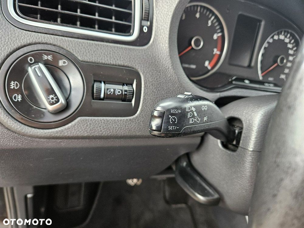 Volkswagen Polo - 14