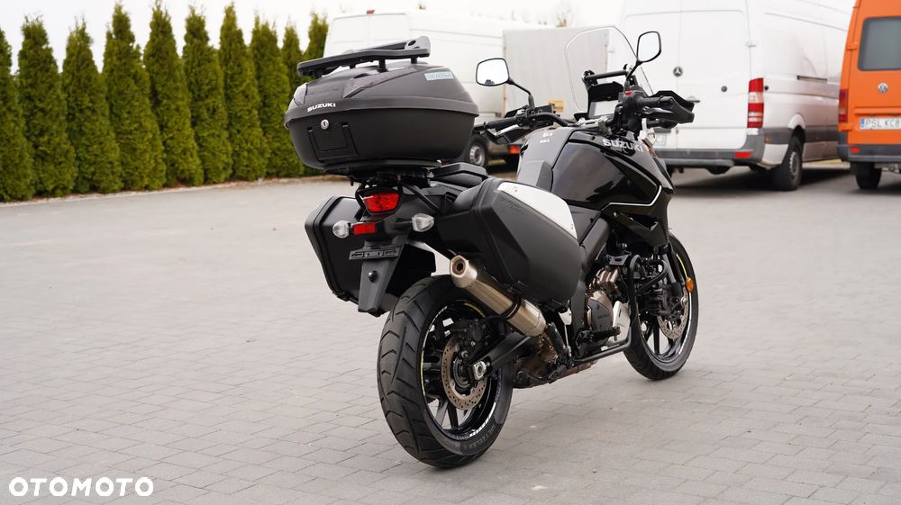 Suzuki V-STROM - 8