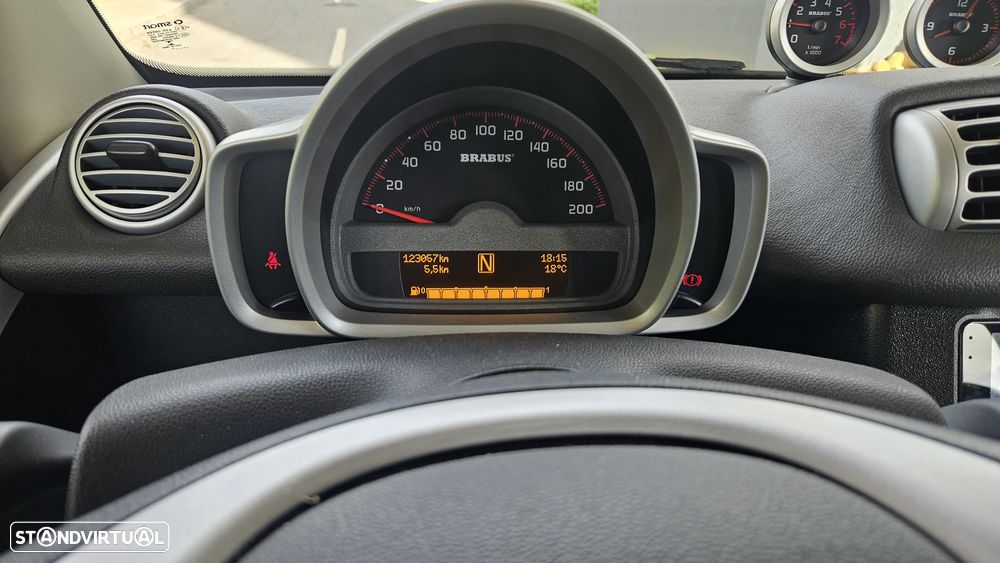Smart ForTwo Coupé 1.0 T Brabus Xclusive - 11