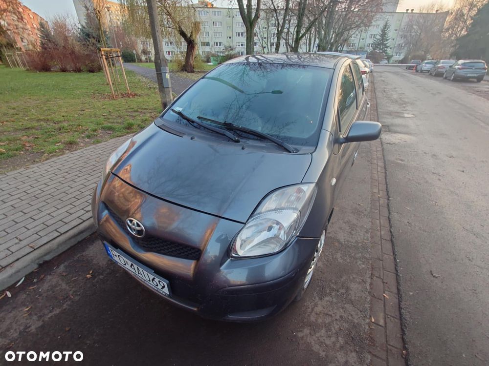 Toyota Yaris 1.0 VVT-i Luna - 10