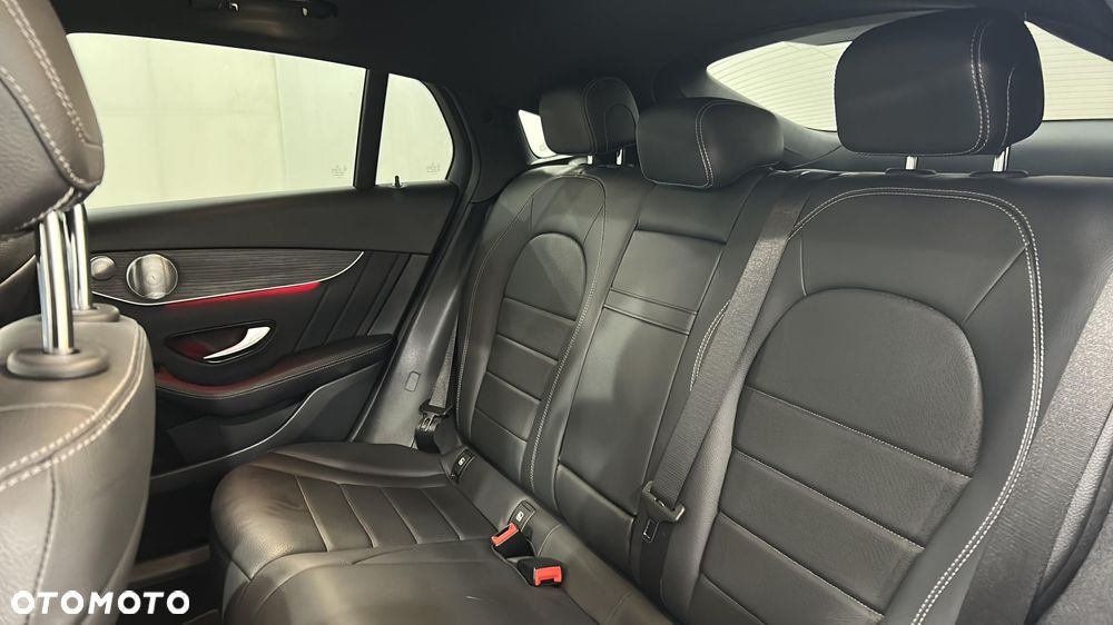Mercedes-Benz GLC 400 d 4Matic 9G-TRONIC - 13