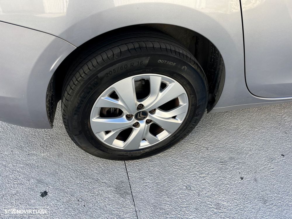 Citroën C4 PureTech 130 Stop&Start SHINE - 29