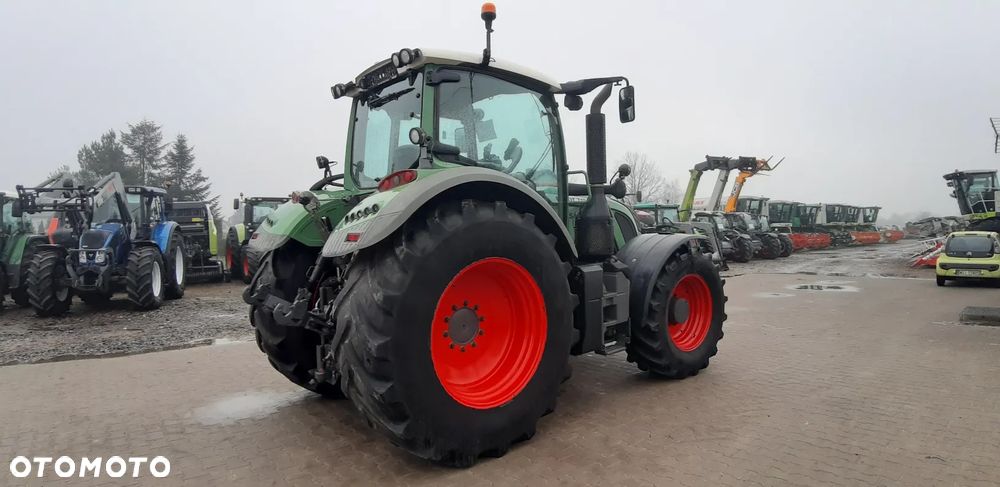 Fendt 718 Vario - 3