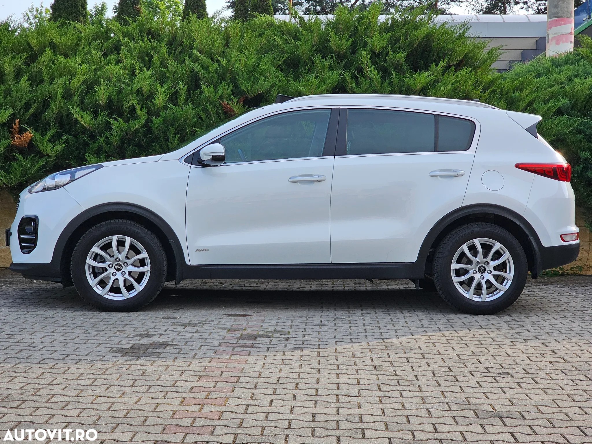 Kia Sportage 2,0 CRDI AWD Aut. Spirit - 12