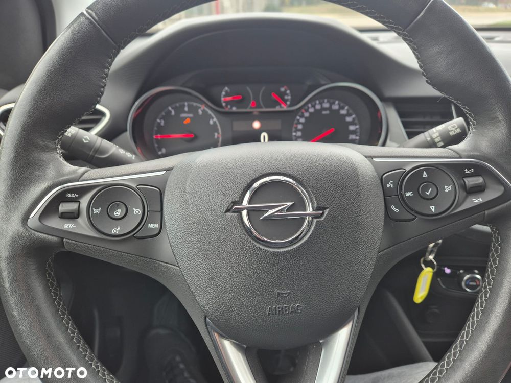 Opel Crossland 1.2 T - 11