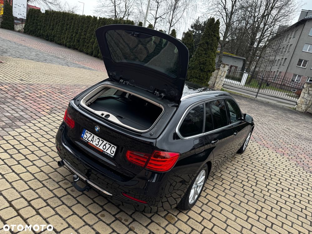 BMW Seria 3 320d Luxury Line EU6 - 30