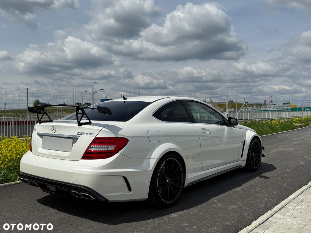 Mercedes-Benz Klasa C 63 AMG Coupe AMG SPEEDSHIFT MCT Black Series - 3