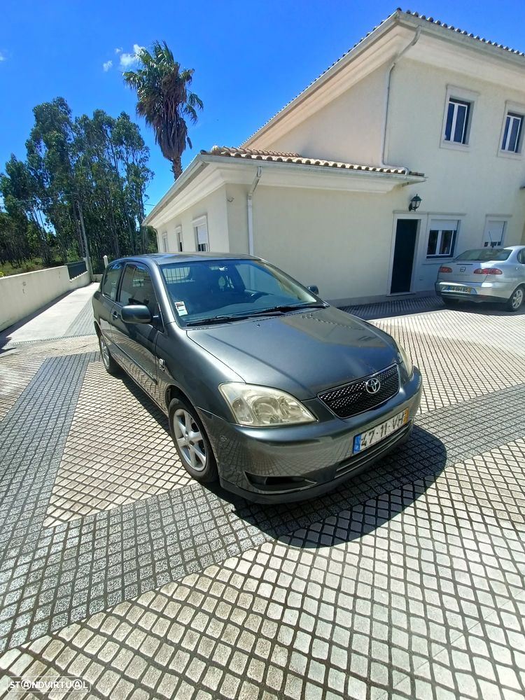 Toyota Corolla 2.0 D-4D Sol - 1