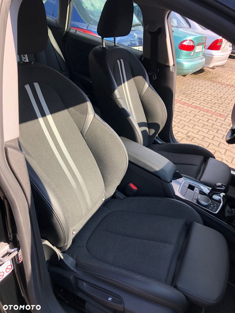 BMW Seria 2 218i Sport Line - 8