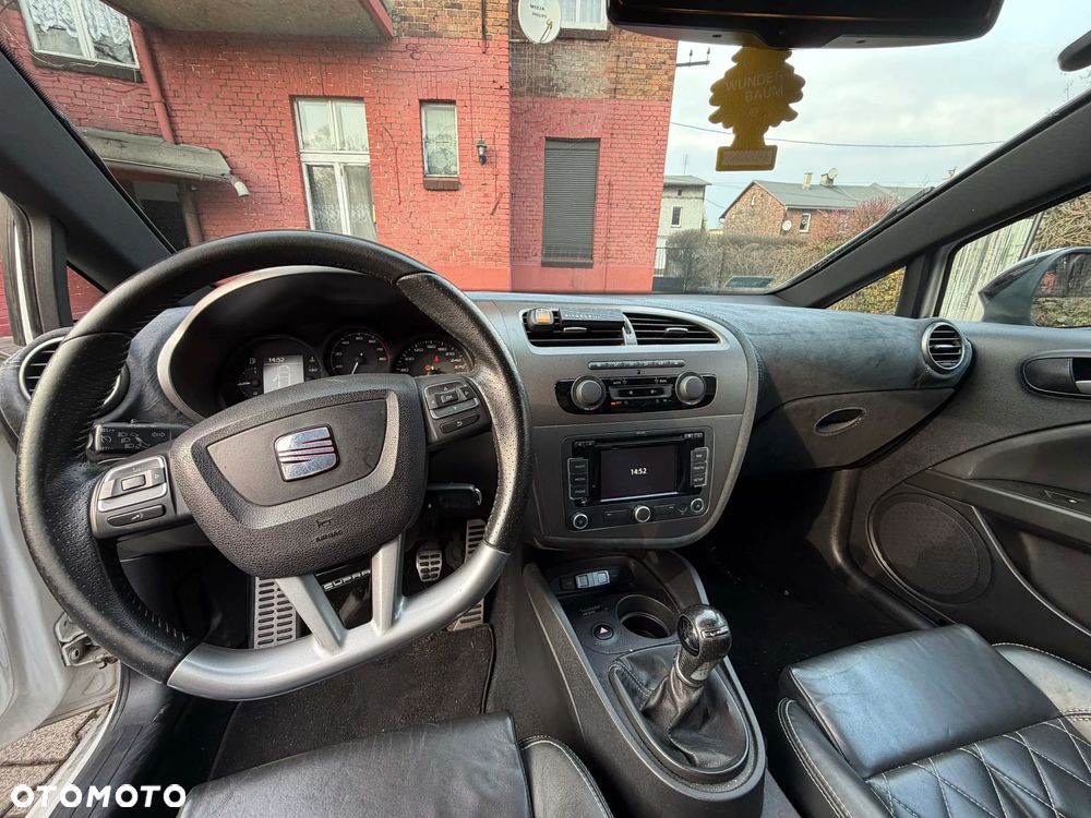 Seat Leon 2.0 TSI Cupra R - 4