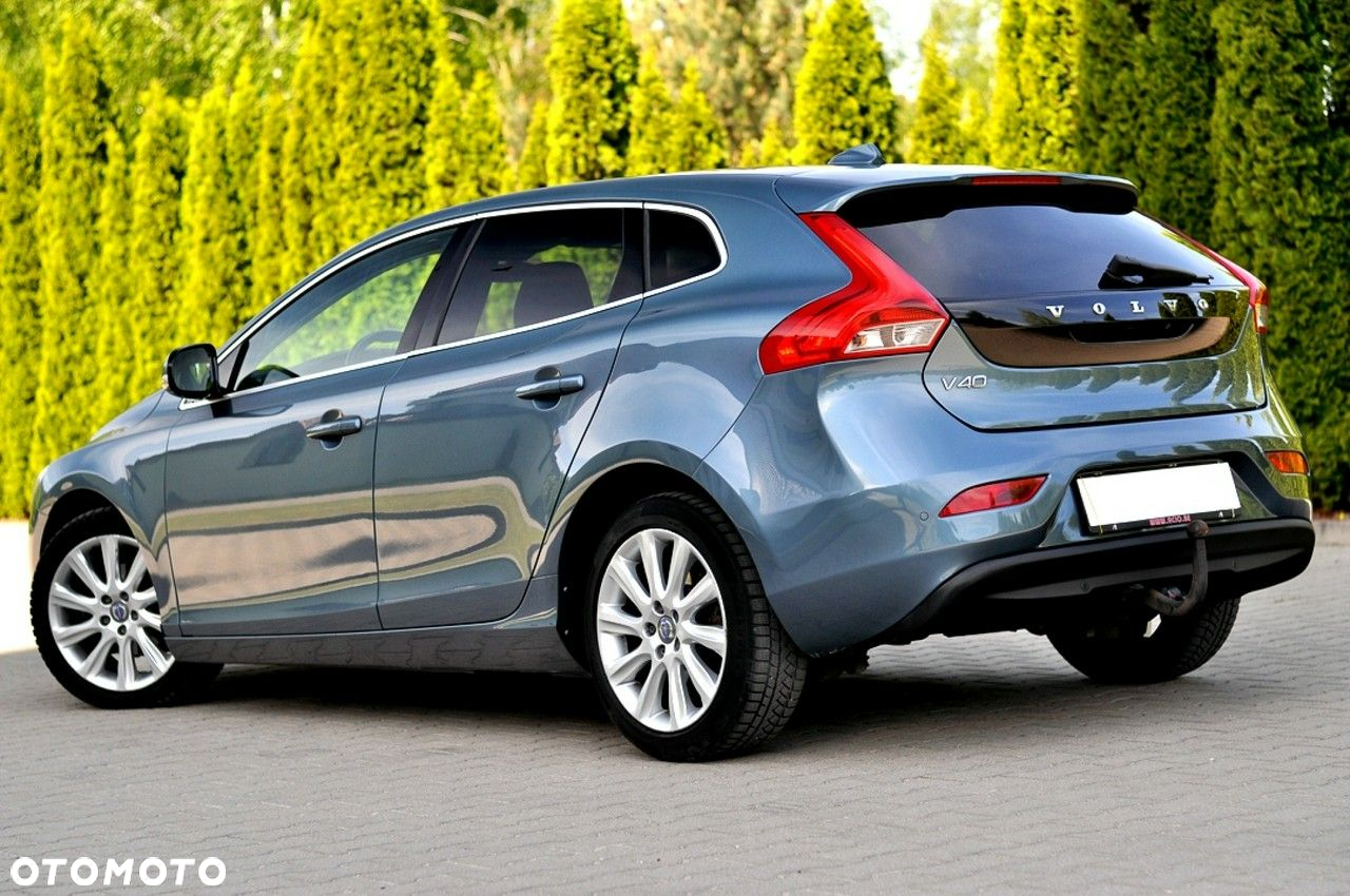 Volvo V40 D2 Momentum - 4