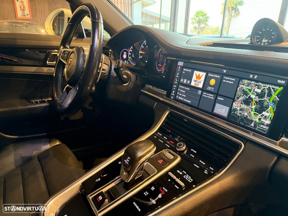 Porsche Panamera Sport Turismo 4 E-Hybrid Platinum Edition - 50